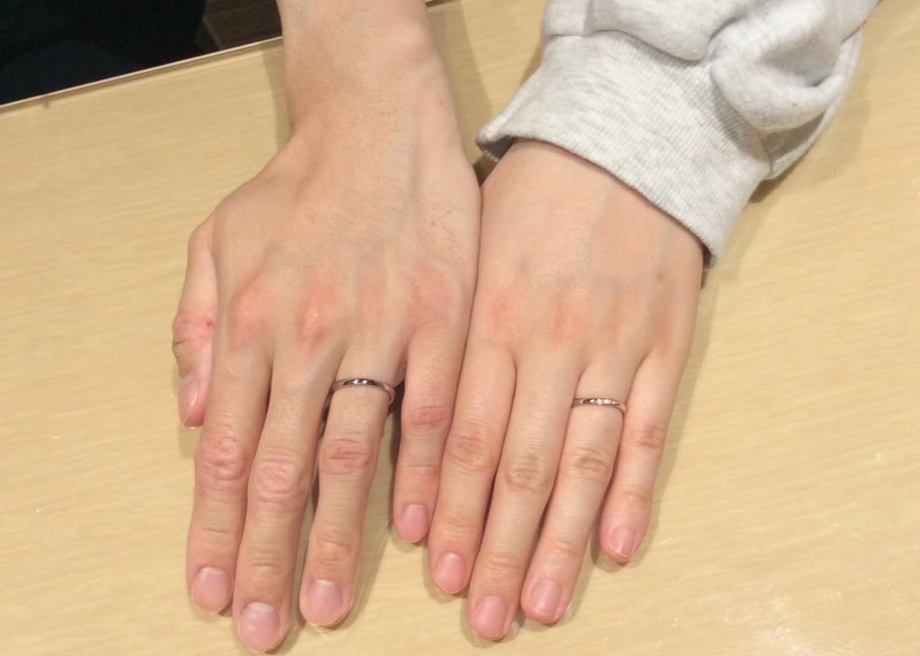 大阪市中央区｜ロゼットの結婚指輪をペアでご成約いただきました